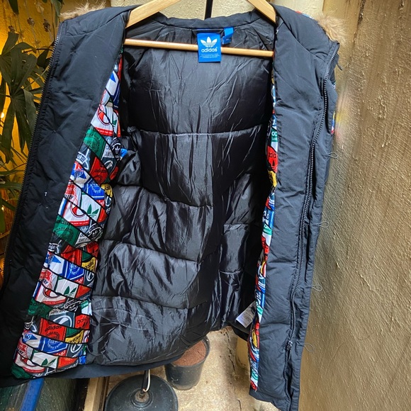 Adidas Limited Edition Coat. Size - M - Picture 11 of 15